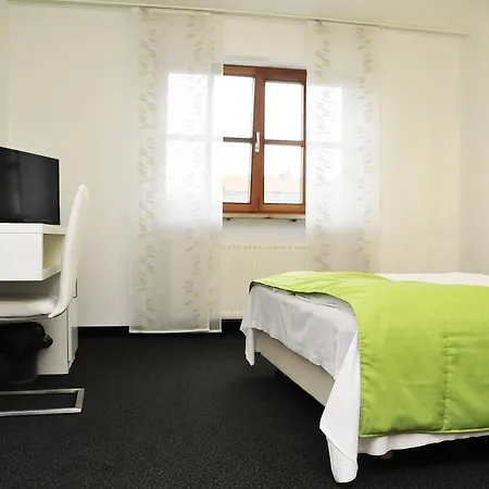 Hotel Zum Brunnen Friedberg (Bavaria)