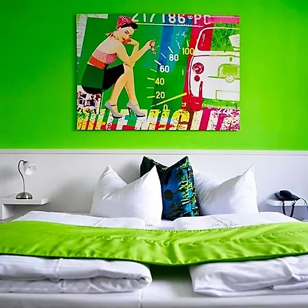 Zum Brunnen Hotel 2*