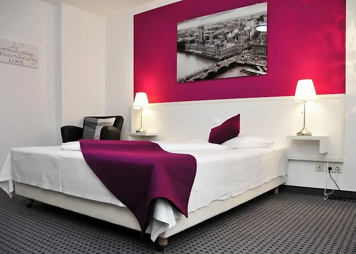 Hotel Zum Brunnen Friedberg (Bavaria)